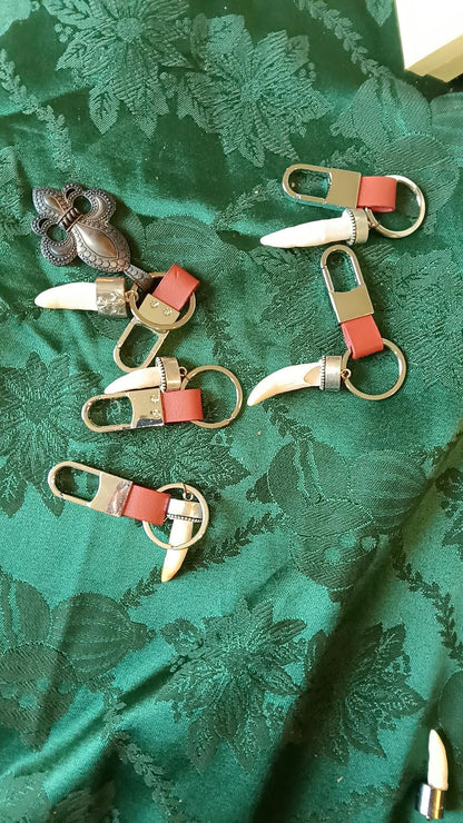 Real Alligator Tooth Keychain | Louisiana Fleur De Lis Gift