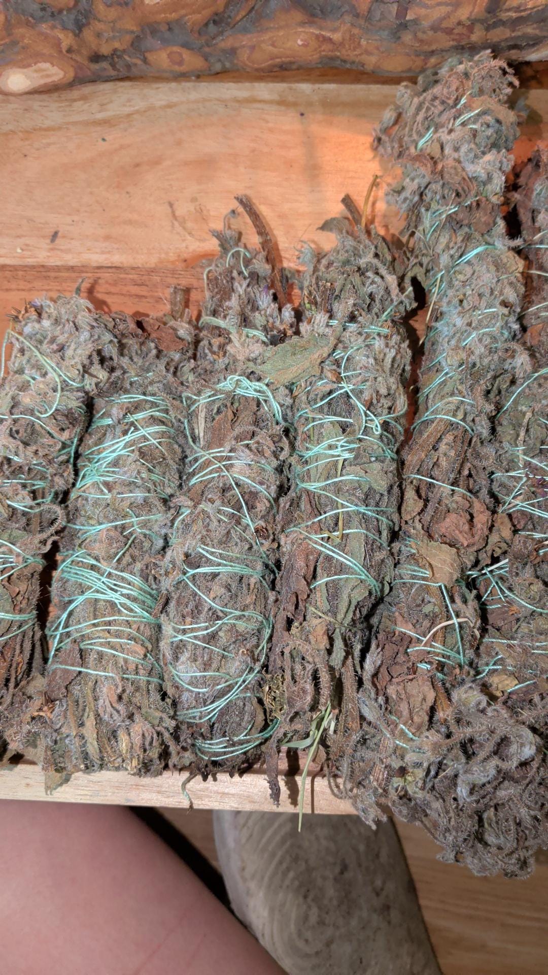 Bergamot smudge, Hand tied smudge, Garden grown herbs, Floral smudge stick, Sourced from nature. Bundle options